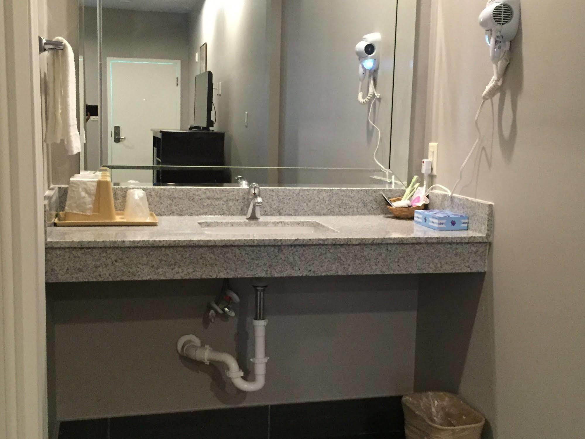 Classic Inn & Suites Humble Zewnętrze zdjęcie